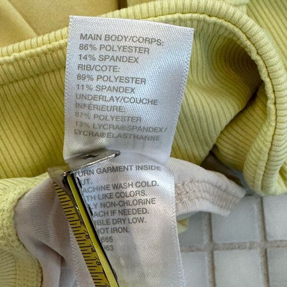 Zella Yellow 3 inch Women’s Athletic Shorts - Picture 8 of 11